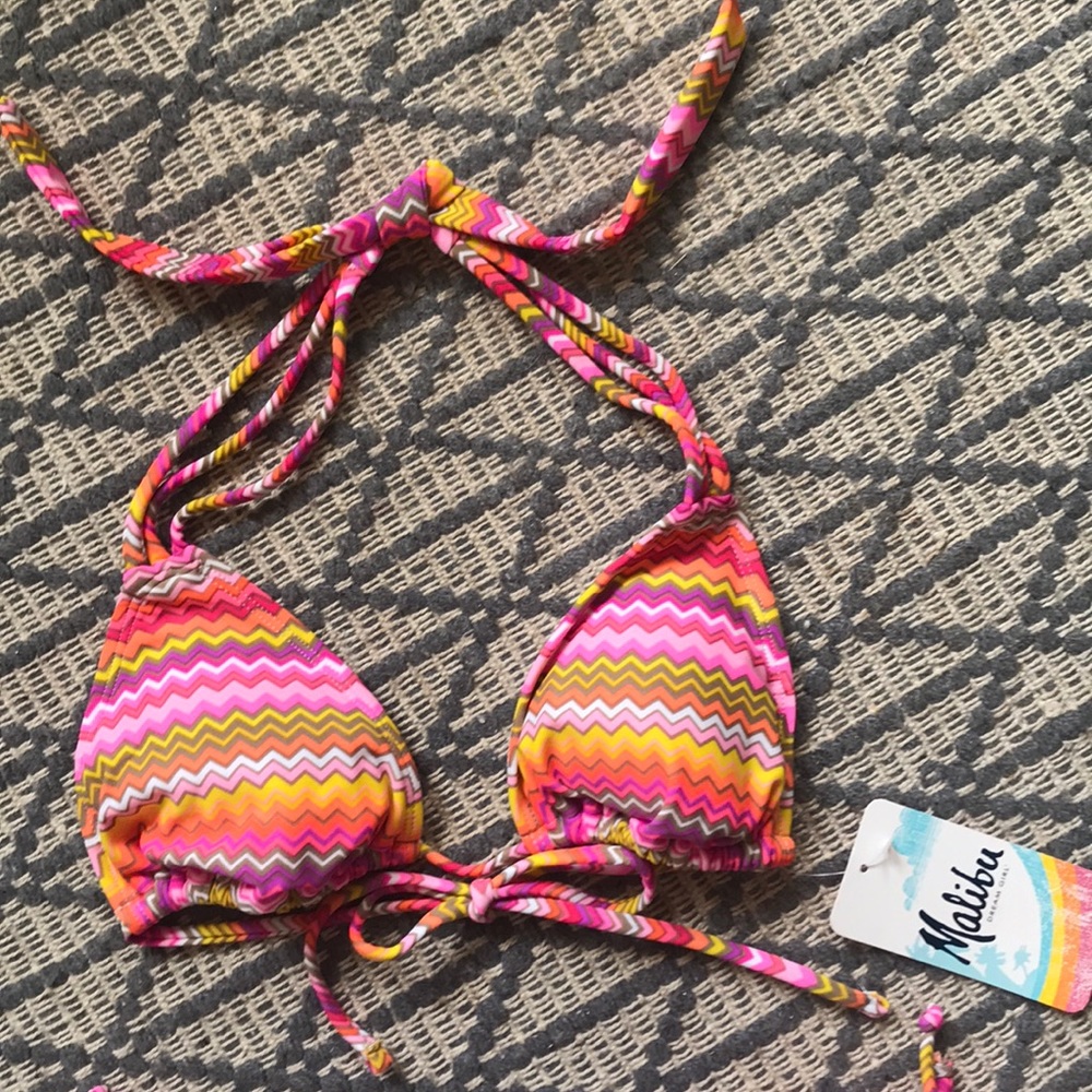 Bikini 👙🧡💗💛💜 - Picture 2 of 8